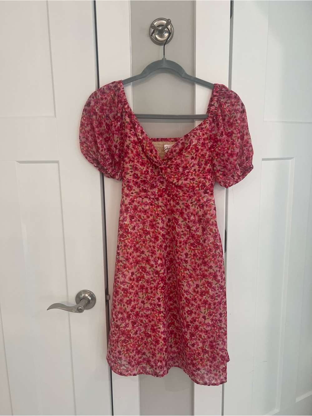 Japna Pink Floral Puff-Sleeve Mini Dress